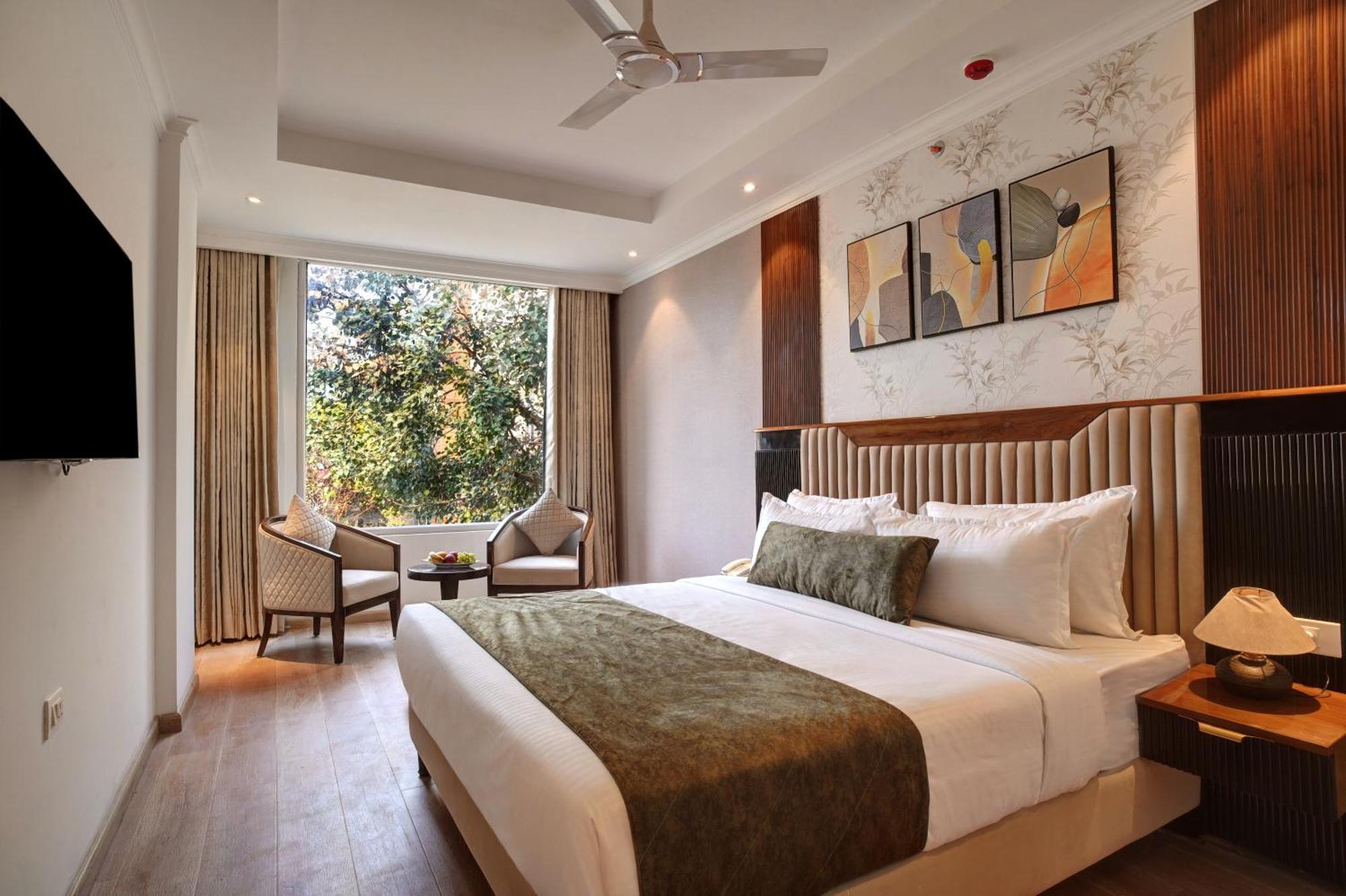 Iva Premium Delhi Airport With Airport Drop Hotel New Delhi Buitenkant foto